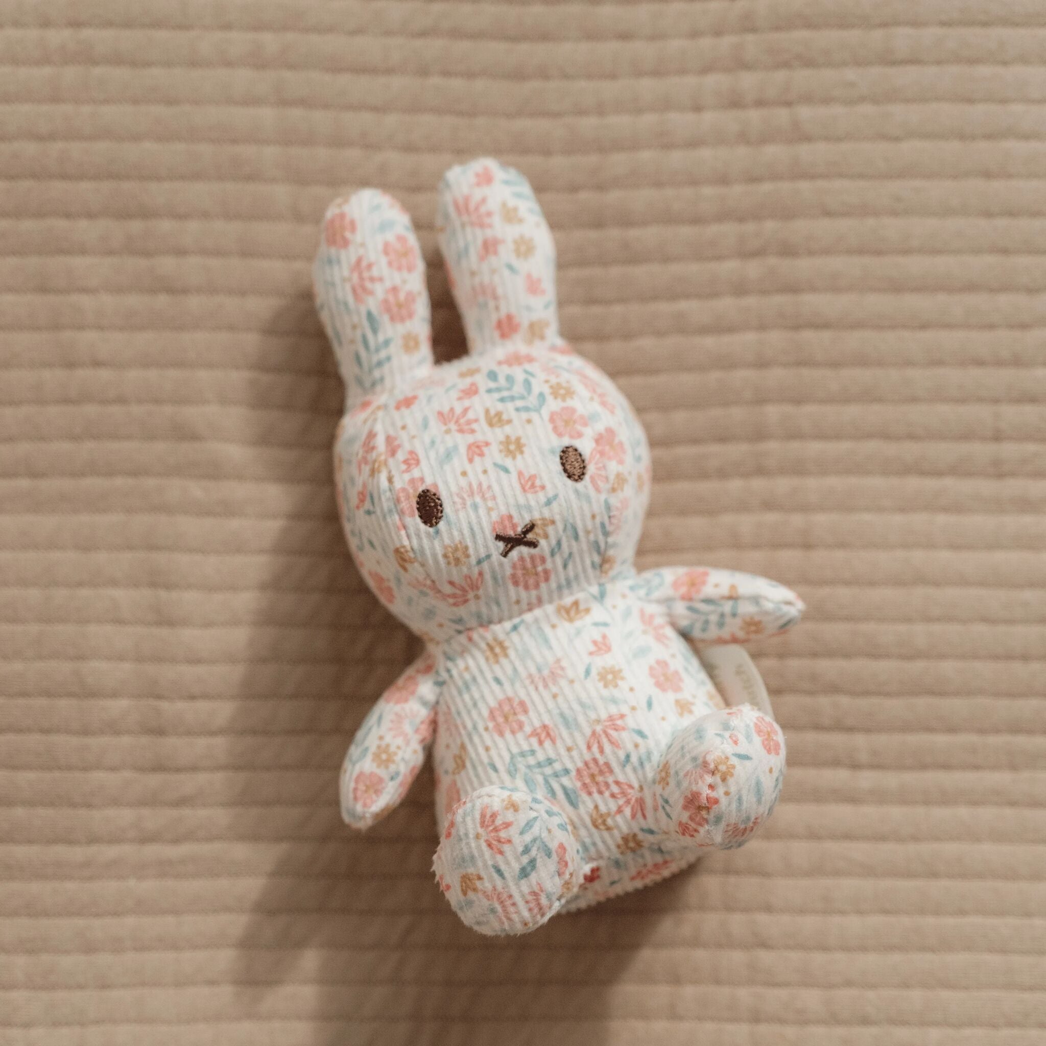 Miffy Cuddle Toy 15cm - Lucky Blossom