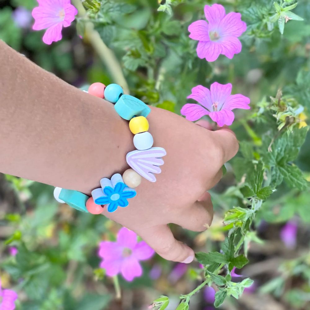 Wildflower Bracelet Gift Tin