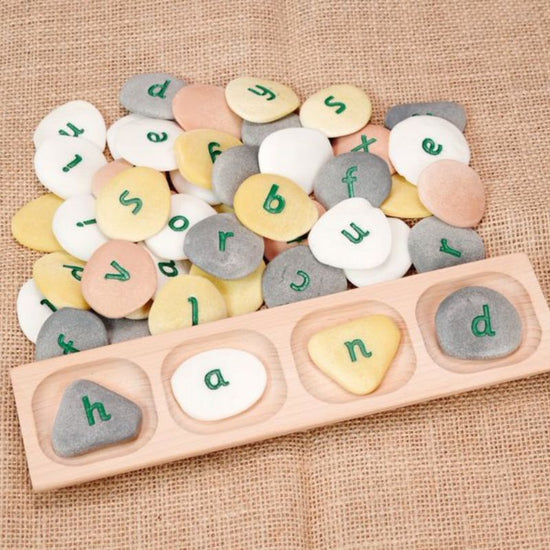 4 Pebble Word Building Tray